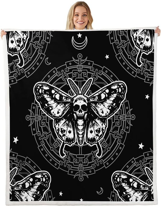 Wicked Blankets – Dark & Cozy