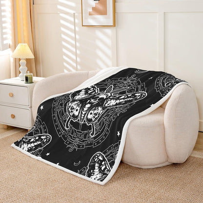 Wicked Blankets – Dark & Cozy